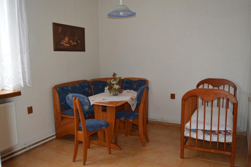 Hotel Paradise Ostrava Habitación foto